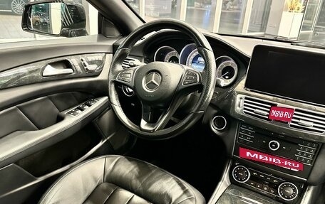 Mercedes-Benz CLS, 2015 год, 2 600 000 рублей, 19 фотография
