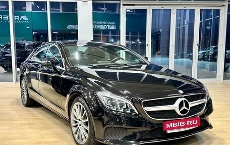 Mercedes-Benz CLS, 2015 год, 2 600 000 рублей, 13 фотография