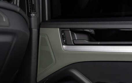 Porsche Cayenne III, 2025 год, 19 900 000 рублей, 38 фотография