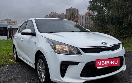KIA Rio IV, 2019 год, 1 100 000 рублей, 3 фотография