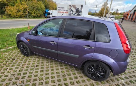 Ford Fiesta, 2008 год, 355 000 рублей, 2 фотография