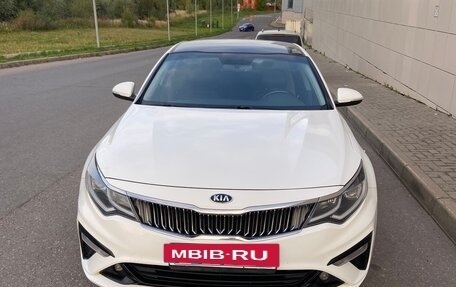 KIA Optima IV, 2019 год, 1 550 000 рублей, 2 фотография