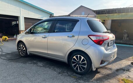 Toyota Vitz, 2019 год, 1 230 000 рублей, 3 фотография