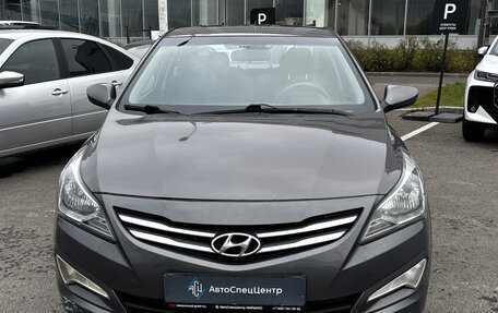 Hyundai Solaris II рестайлинг, 2015 год, 869 000 рублей, 3 фотография