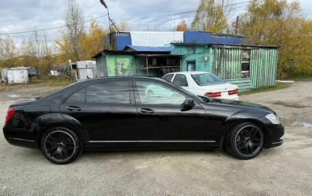 Mercedes-Benz S-Класс, 2009 год, 1 900 000 рублей, 2 фотография