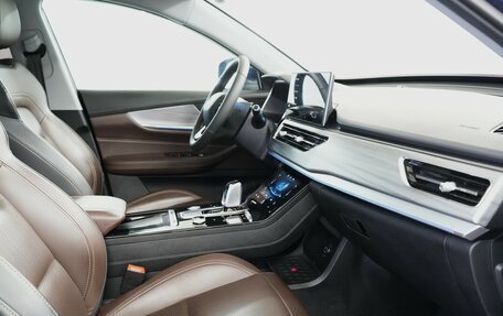 Chery Tiggo 8 Pro, 2022 год, 1 899 000 рублей, 17 фотография