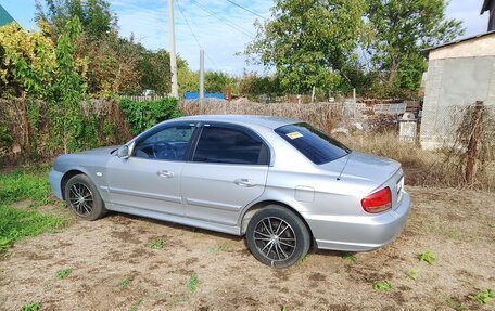 Hyundai Sonata IV рестайлинг, 2005 год, 500 000 рублей, 1 фотография