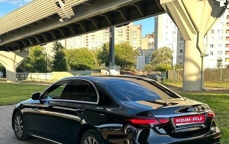 Mercedes-Benz E-Класс, 2020 год, 3 130 000 рублей, 1 фотография