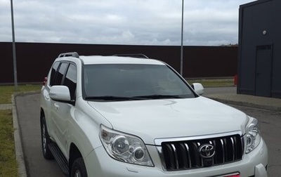 Toyota Land Cruiser Prado 150 рестайлинг 2, 2011 год, 2 600 000 рублей, 1 фотография