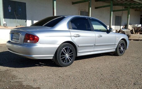 Hyundai Sonata IV рестайлинг, 2005 год, 500 000 рублей, 5 фотография