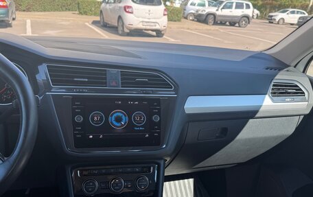 Volkswagen Tiguan II, 2020 год, 2 750 000 рублей, 6 фотография
