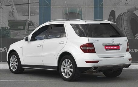 Mercedes-Benz M-Класс, 2011 год, 1 999 000 рублей, 2 фотография