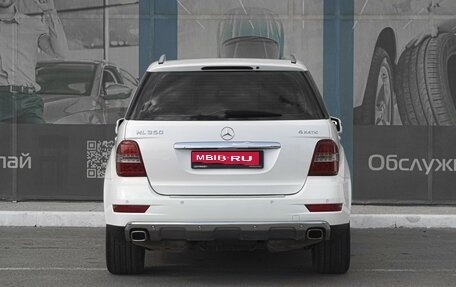 Mercedes-Benz M-Класс, 2011 год, 1 999 000 рублей, 4 фотография