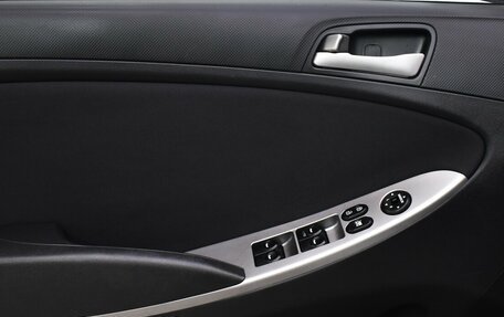 Hyundai Solaris II рестайлинг, 2014 год, 925 000 рублей, 9 фотография