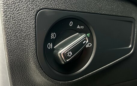 Volkswagen Tiguan II, 2018 год, 2 880 000 рублей, 10 фотография