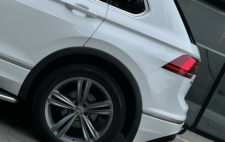 Volkswagen Tiguan II, 2018 год, 2 880 000 рублей, 9 фотография