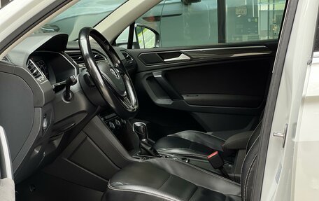 Volkswagen Tiguan II, 2018 год, 2 880 000 рублей, 11 фотография