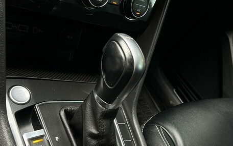 Volkswagen Tiguan II, 2018 год, 2 880 000 рублей, 18 фотография