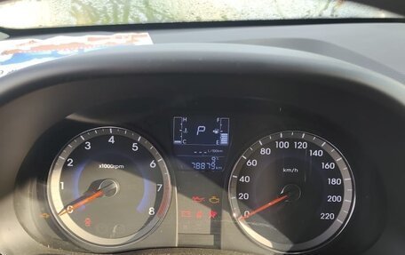 Hyundai Solaris II рестайлинг, 2015 год, 1 100 000 рублей, 6 фотография