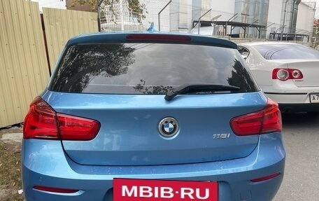 BMW 1 серия, 2018 год, 1 800 000 рублей, 10 фотография