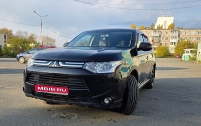 Mitsubishi Outlander III рестайлинг 3, 2013 год, 1 000 000 рублей, 1 фотография