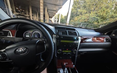 Toyota Camry, 2012 год, 1 700 000 рублей, 7 фотография