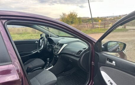 Hyundai Solaris II рестайлинг, 2013 год, 590 500 рублей, 9 фотография