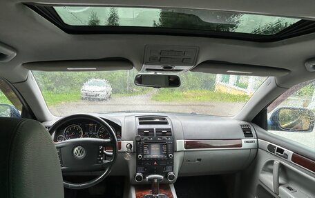 Volkswagen Touareg III, 2003 год, 535 000 рублей, 5 фотография