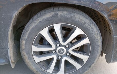 Toyota Land Cruiser 200, 2019 год, 6 895 000 рублей, 11 фотография