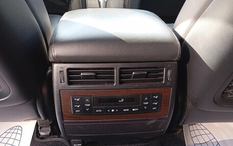 Toyota Land Cruiser 200, 2019 год, 6 895 000 рублей, 14 фотография