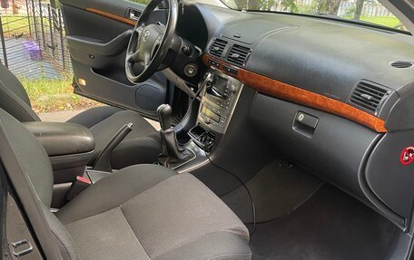 Toyota Avensis III рестайлинг, 2007 год, 750 000 рублей, 11 фотография