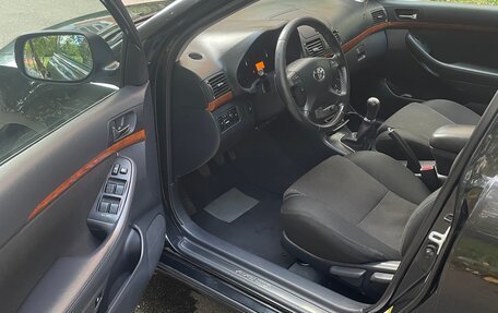 Toyota Avensis III рестайлинг, 2007 год, 750 000 рублей, 15 фотография