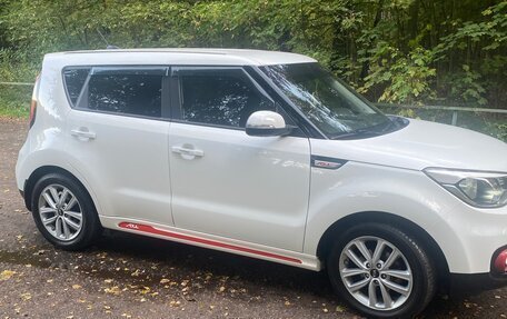 KIA Soul II рестайлинг, 2017 год, 1 300 000 рублей, 3 фотография
