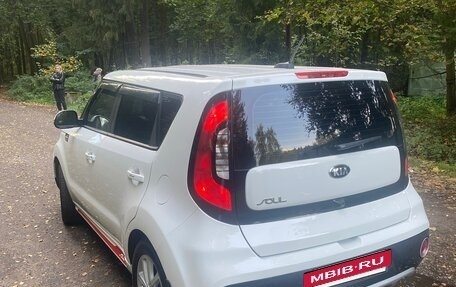 KIA Soul II рестайлинг, 2017 год, 1 300 000 рублей, 5 фотография