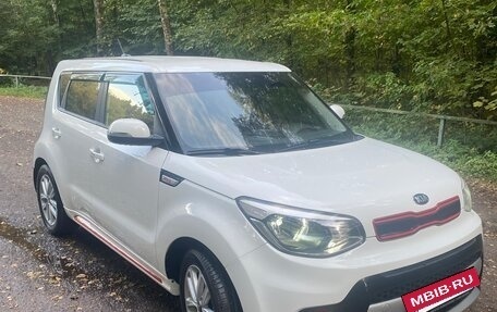 KIA Soul II рестайлинг, 2017 год, 1 300 000 рублей, 2 фотография
