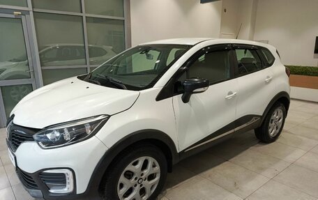 Renault Kaptur I рестайлинг, 2017 год, 1 100 000 рублей, 8 фотография
