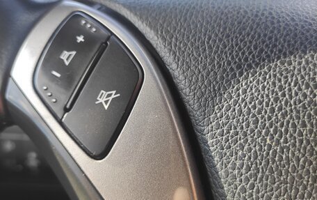 Hyundai i30 II рестайлинг, 2012 год, 900 000 рублей, 14 фотография