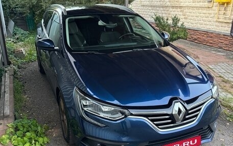 Renault Megane IV, 2017 год, 1 780 000 рублей, 3 фотография