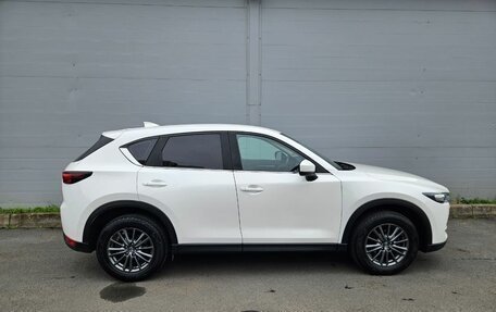 Mazda CX-5 II, 2017 год, 1 849 000 рублей, 4 фотография