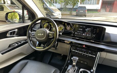 KIA Carnival, 2022 год, 3 490 000 рублей, 19 фотография
