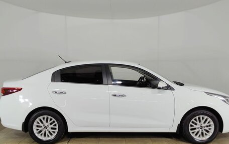 KIA Rio IV, 2017 год, 1 290 000 рублей, 4 фотография