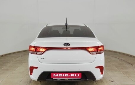 KIA Rio IV, 2017 год, 1 290 000 рублей, 6 фотография