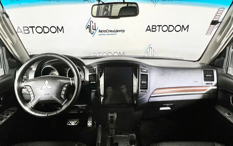 Mitsubishi Pajero IV, 2008 год, 1 140 000 рублей, 9 фотография