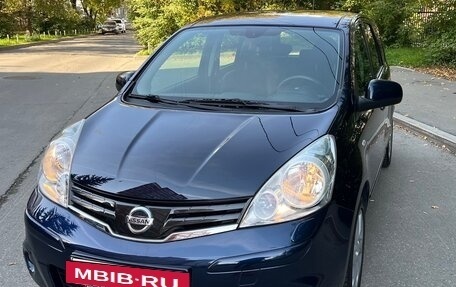 Nissan Note II рестайлинг, 2011 год, 1 300 000 рублей, 2 фотография