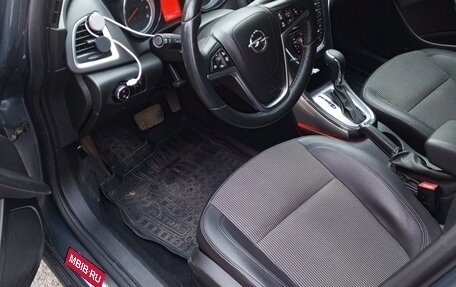 Opel Astra J, 2013 год, 1 300 000 рублей, 2 фотография