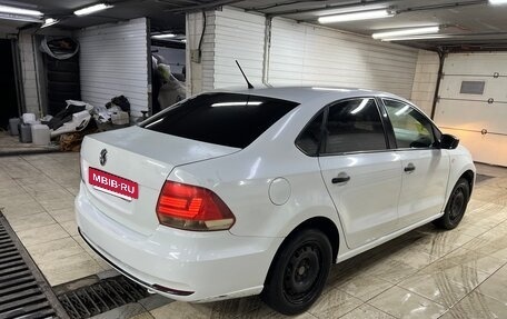 Volkswagen Polo VI (EU Market), 2015 год, 560 000 рублей, 4 фотография