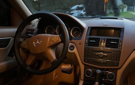 Mercedes-Benz C-Класс, 2007 год, 970 000 рублей, 14 фотография