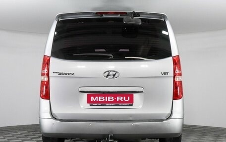 Hyundai Grand Starex Grand Starex I рестайлинг 2, 2017 год, 2 899 000 рублей, 6 фотография
