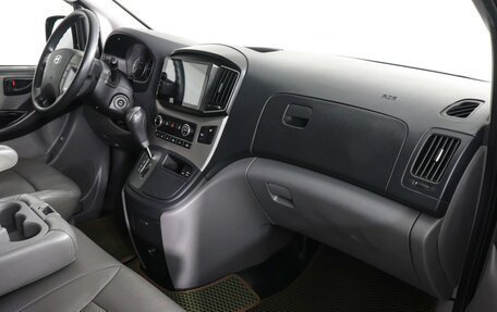 Hyundai Grand Starex Grand Starex I рестайлинг 2, 2017 год, 2 899 000 рублей, 10 фотография