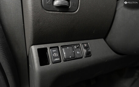 Nissan Navara (Frontier), 2008 год, 1 070 000 рублей, 14 фотография